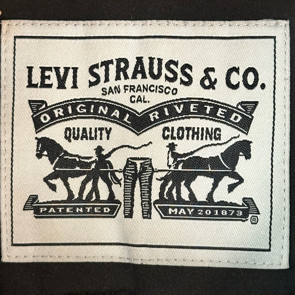 Levi’s Diy Black Soft Shell Sherpa Line Hooded Co… - image 8